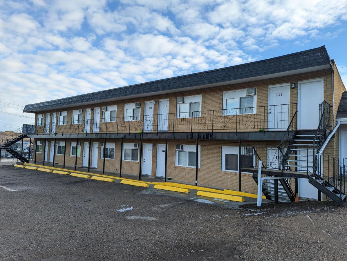 Riverside Motel Medicine Hat Esterno foto